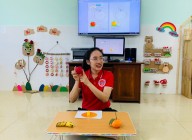 Trẻ 3 tuổi làm quen với tiếng Anh Trẻ 3 tuổi làm quen với tiếng Anh