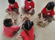 Học thông qua chơi giúp kích thích tư duy, phát triển kỹ năng xã hội và nâng cao khả năng tự giải quyết vấn đề cho trẻ Học thông qua chơi giúp kích thích tư duy, phát triển kỹ năng xã hội và nâng cao khả năng tự giải quyết vấn đề cho trẻ