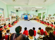 Hoạt động học toán mời cha mẹ trẻ cùng tham gia tại lớp Lá 5 Hoạt động học toán mời cha mẹ trẻ cùng tham gia tại lớp Lá 5