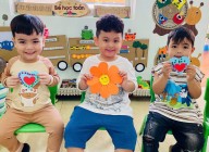 Hoạt động trải nghiệm của trẻ chúc mừng ngày Quốc tế phụ nữ 8/3 Hoạt động trải nghiệm của trẻ chúc mừng ngày Quốc tế phụ nữ 8/3