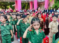 Trẻ 5 tuổi tham quan Trường Tiểu học THSP Ngụy Như Kon Tum Trẻ 5 tuổi tham quan Trường Tiểu học THSP Ngụy Như Kon Tum