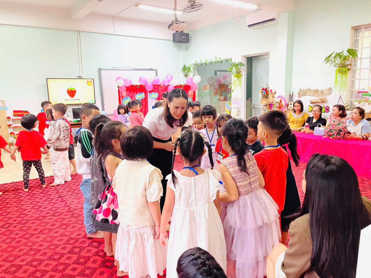 z7216413306543_b7ff2f876ec37b4e94740ff9d53b8be9