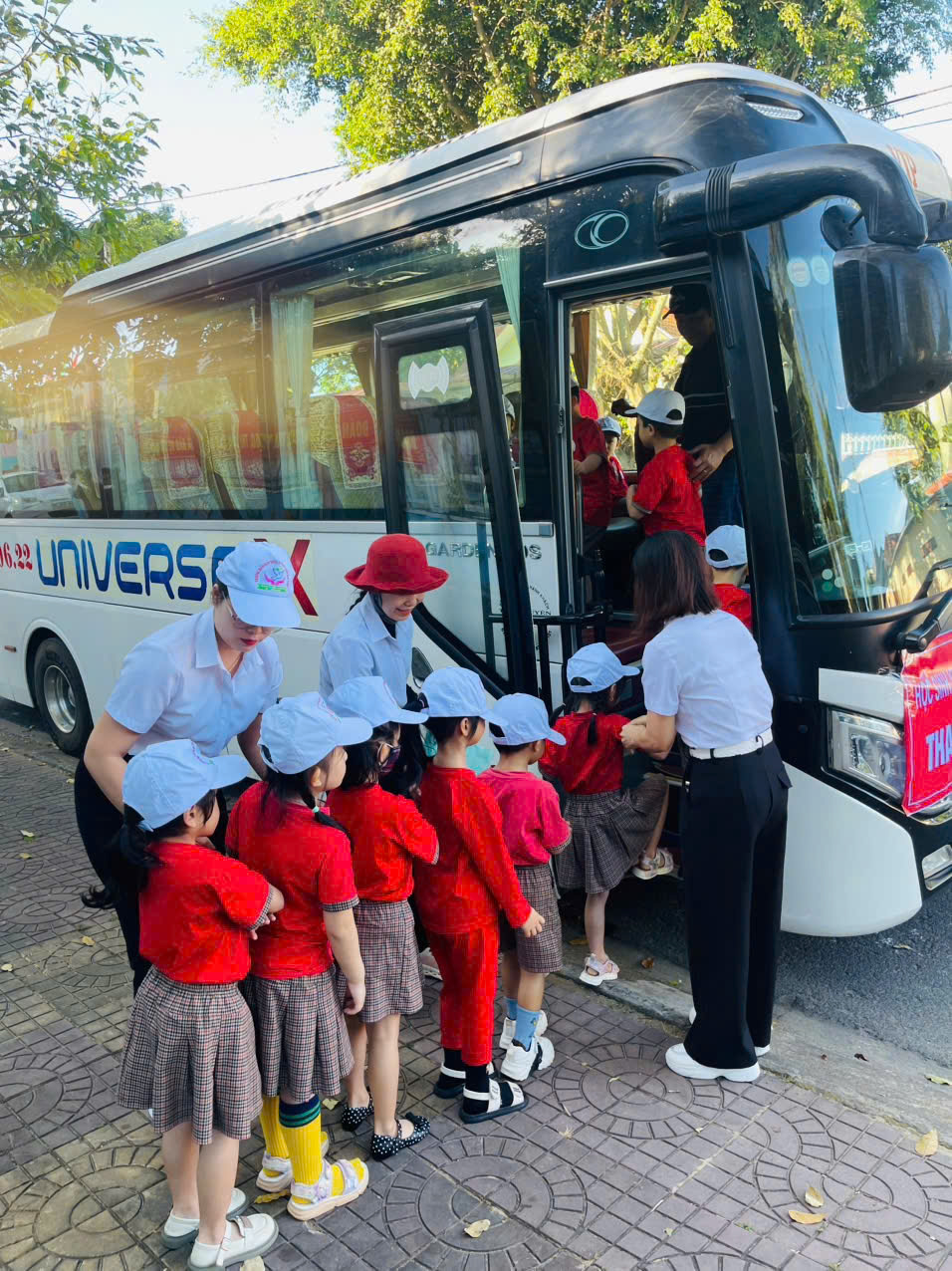 z7349712096187_4516306ed83ca593325673b8e1223a86