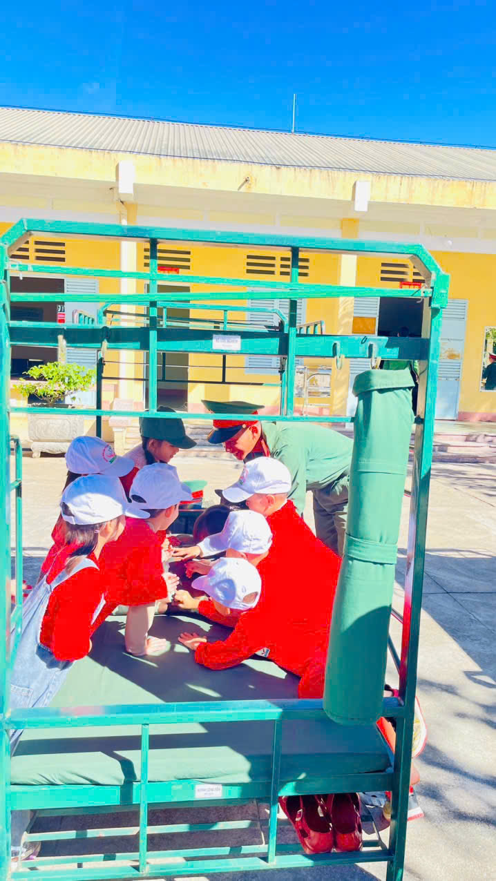 z7349712176279_6b03081319bdcf7c45f2584a2a18e1e9