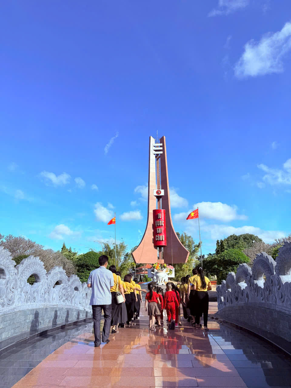 z7352739632487_7604331c6fe5d3efb424beadbf462084