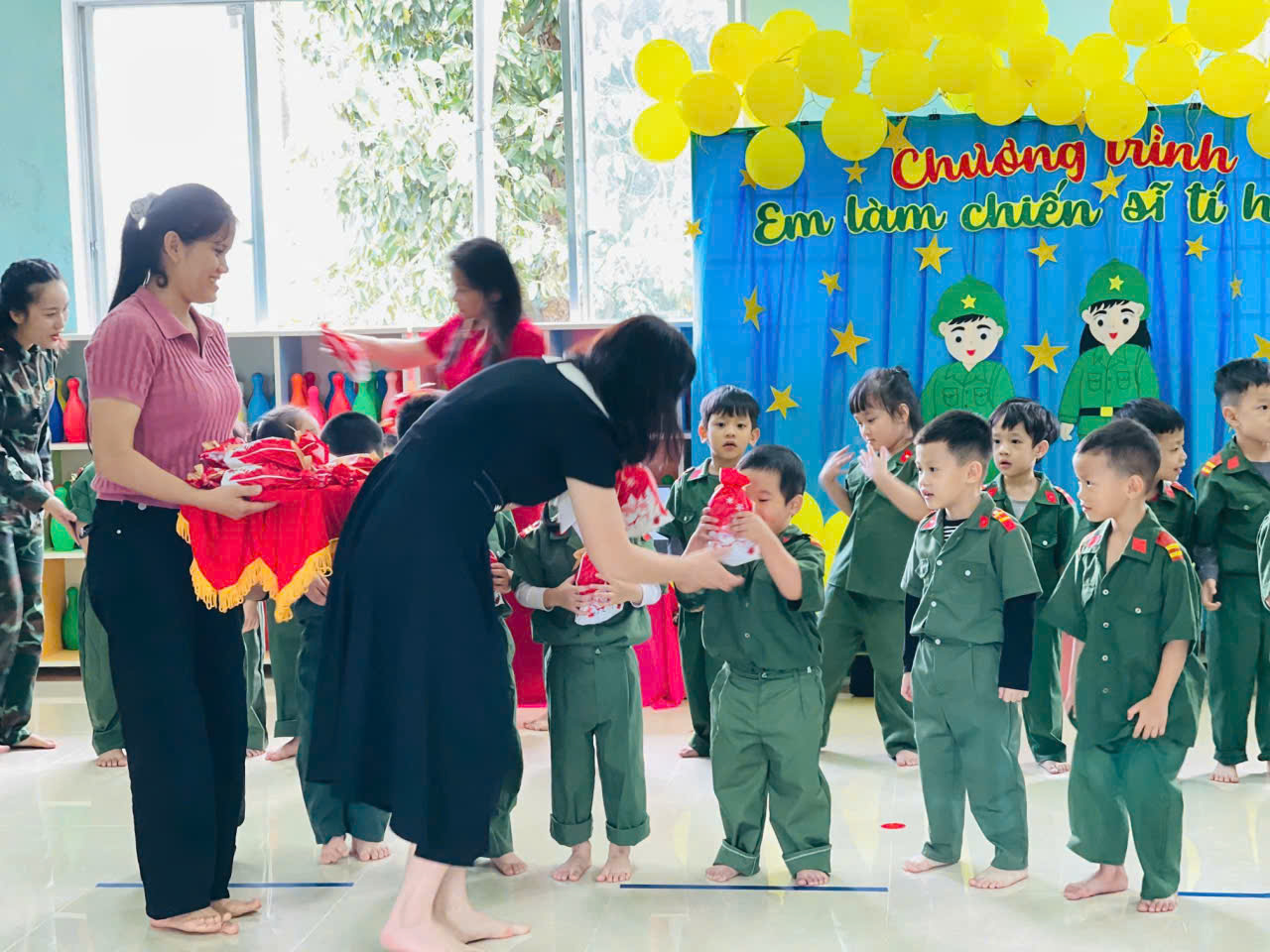 z7364605718094_bdc49cdb7d71c3d285507c47e6ed9859