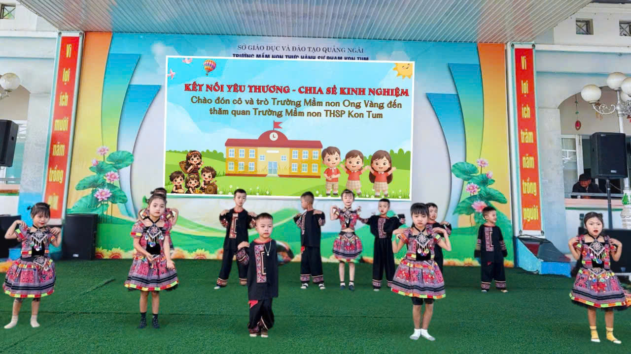 z7415441858738_4df294a89446792aa92990262383e5b2