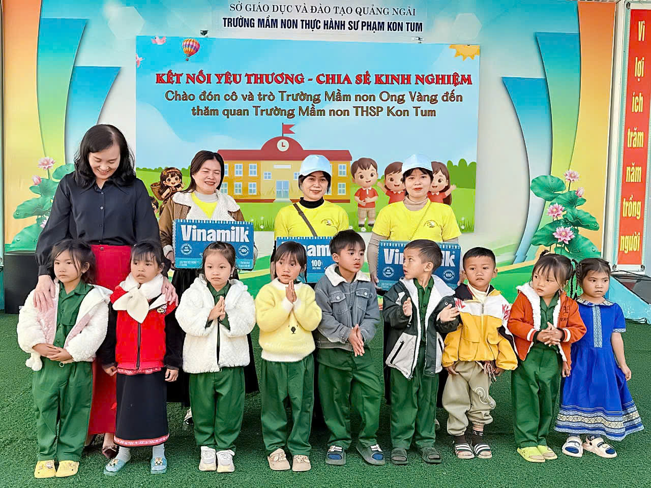 z7415441931870_bd1400beb6dbb1aaa55653f6eb81b5f5