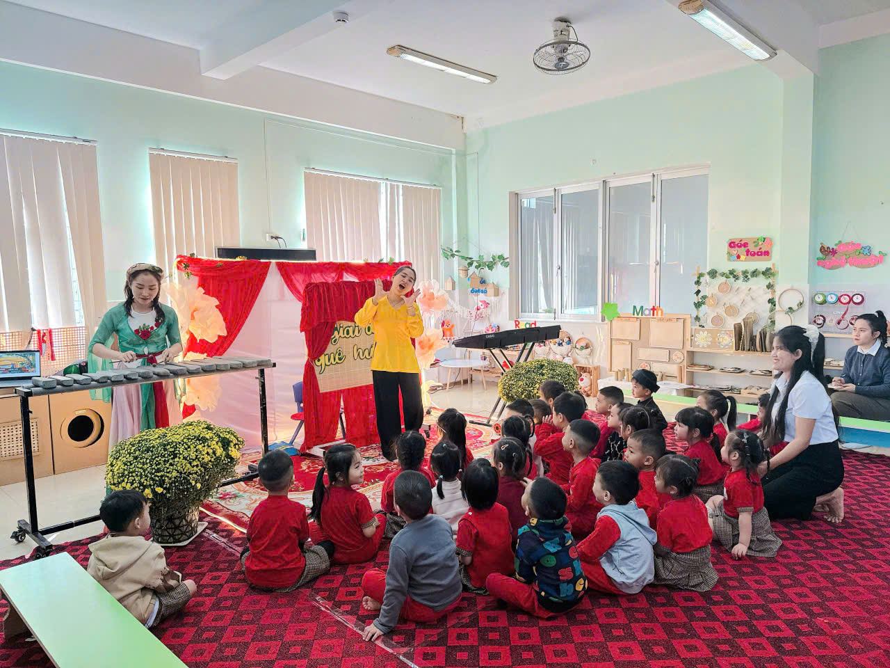 z7456268078379_1084c7d7c3563beb68b8d8f3ad43639e