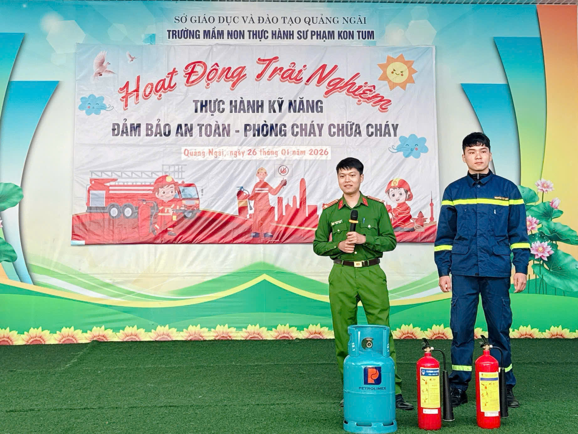 z7471375903317_68a75049fc3dd6924363cba4dba2487b