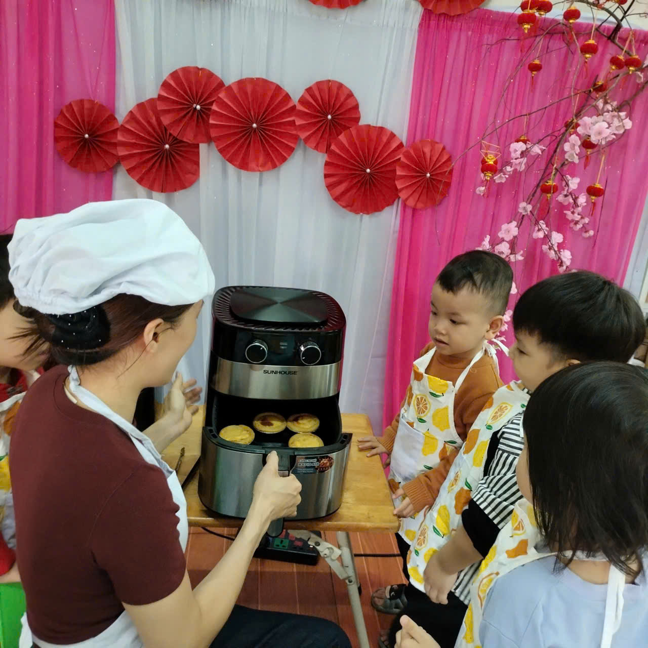 z7508267103773_5b60fb75b5b5b5a8d3f4be9ff9ac181f