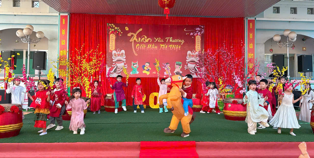 z7509752920405_695946ed9726eb24130d642512ac0d17