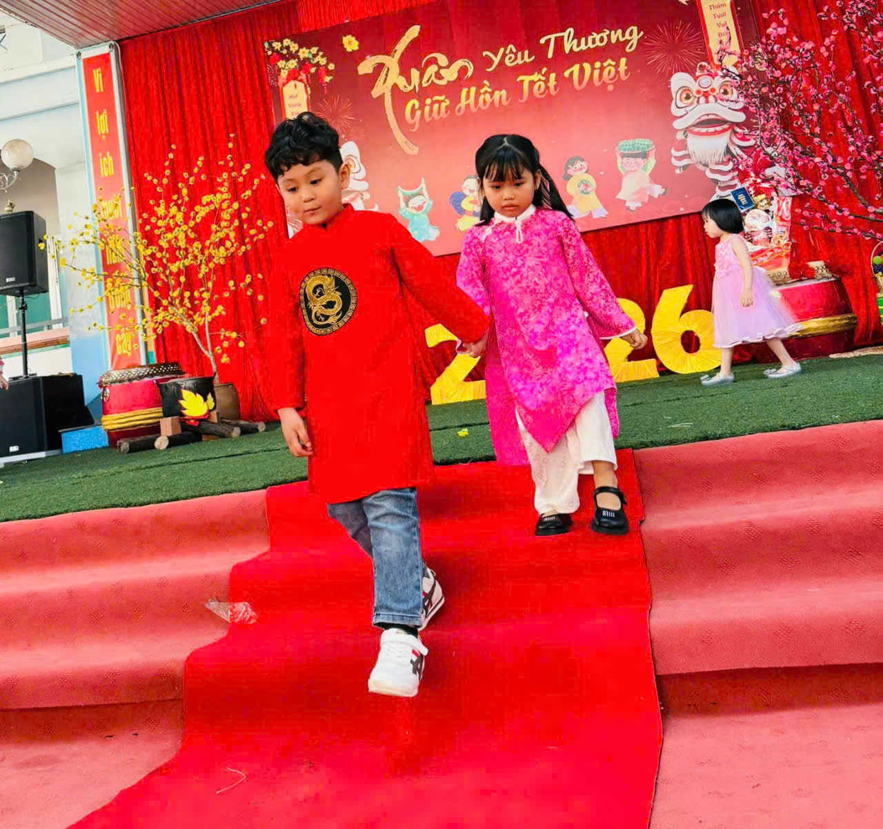 z7509752990670_6dae3c4274395ab2c6e7d89ad414743a