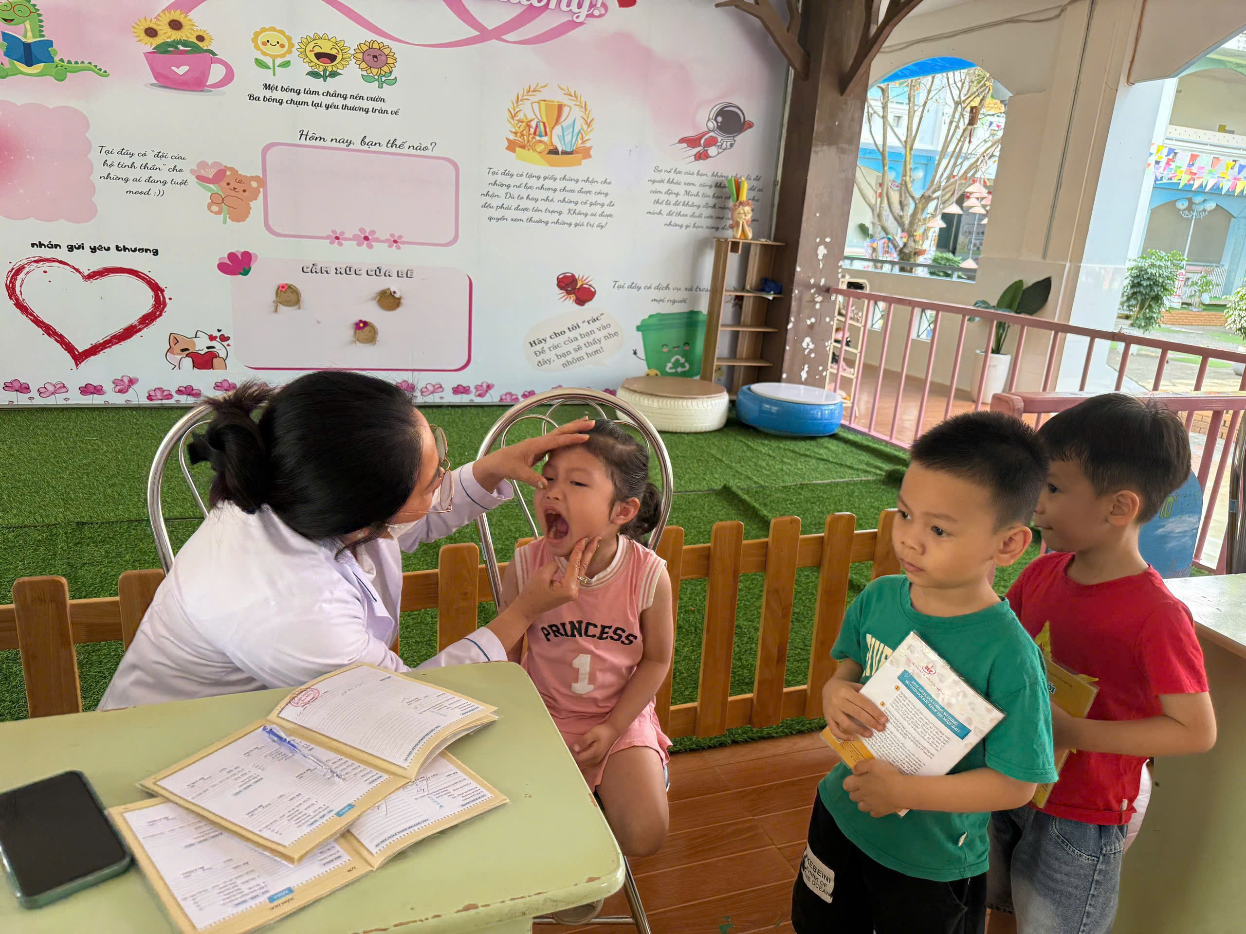 z7601353147890_a5c5399b6aa4d3c753dbe2e5a23e424c