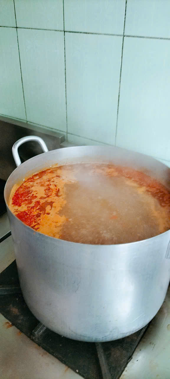 z7633070304677_7b00d406463d1d92db1074203c527c49