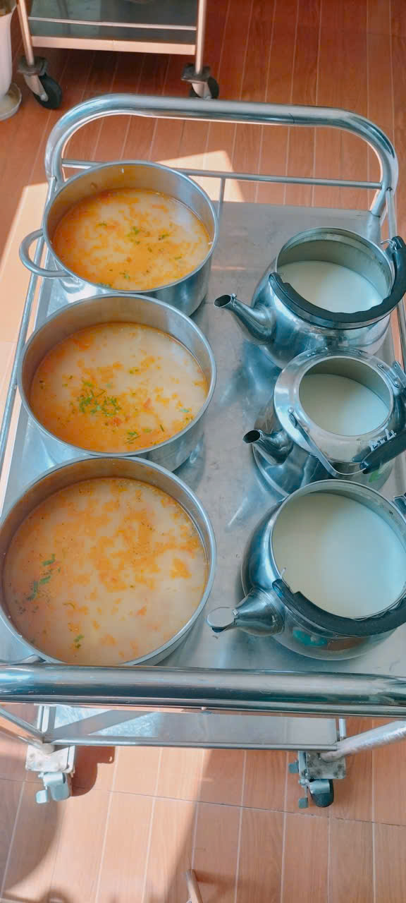 z7633070326342_fcf94da5a258302ec5f68b6a8b824716