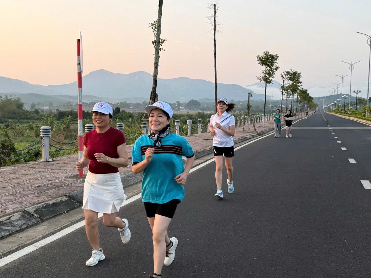 z7643404074381_e5dad46664bebc5ffa910c5bbe1b7a5d