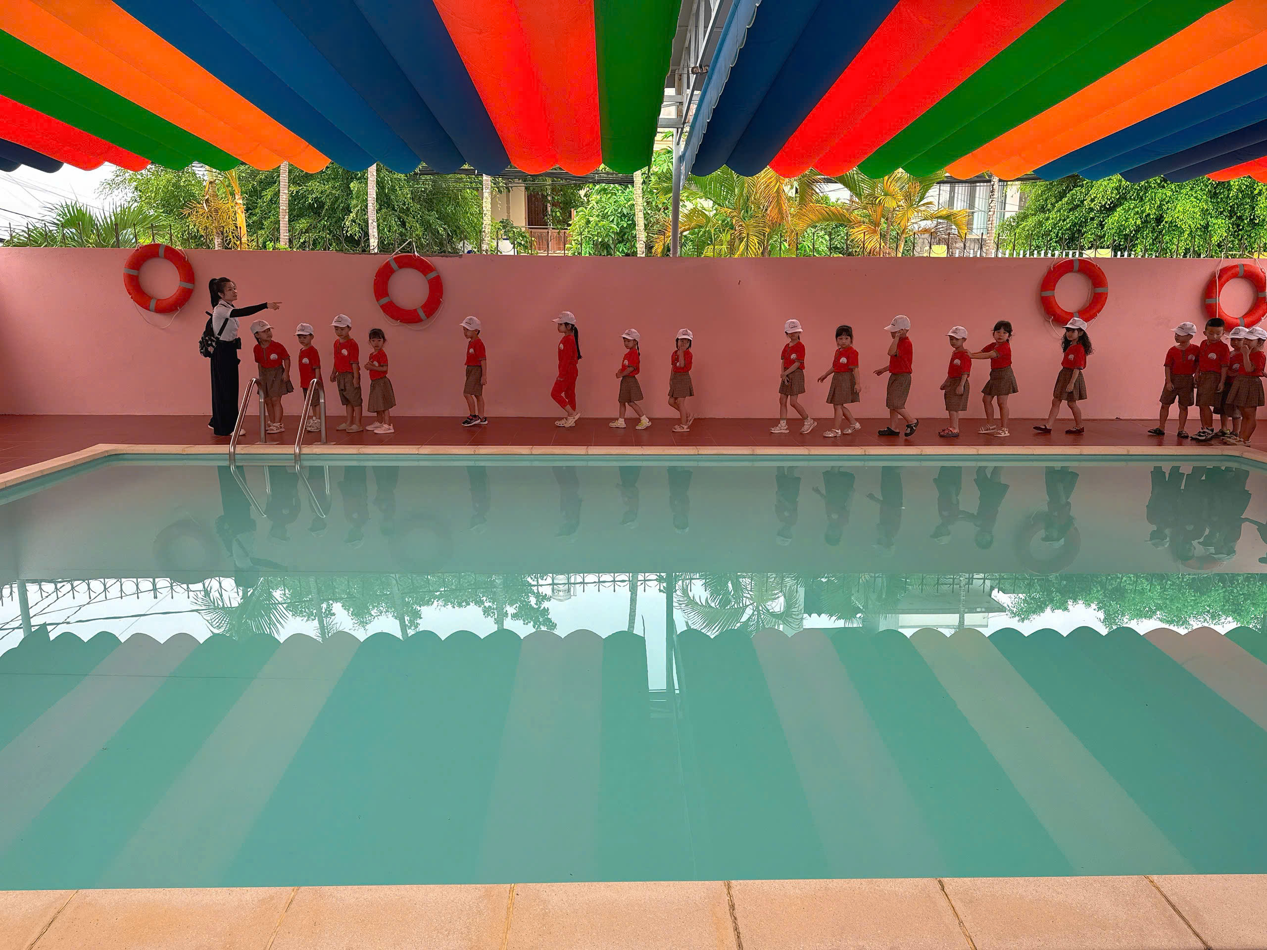 z7746709549946_60153440622916a5106b9ac33f47b272