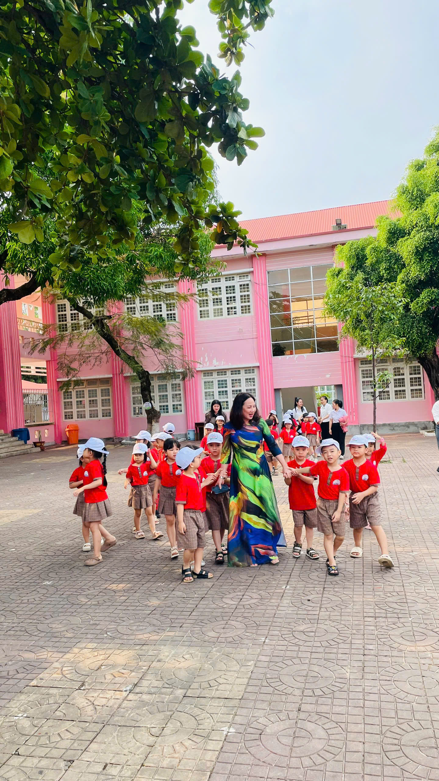 z7746709614907_f3cbd17e3205f1bac904932f958585ec