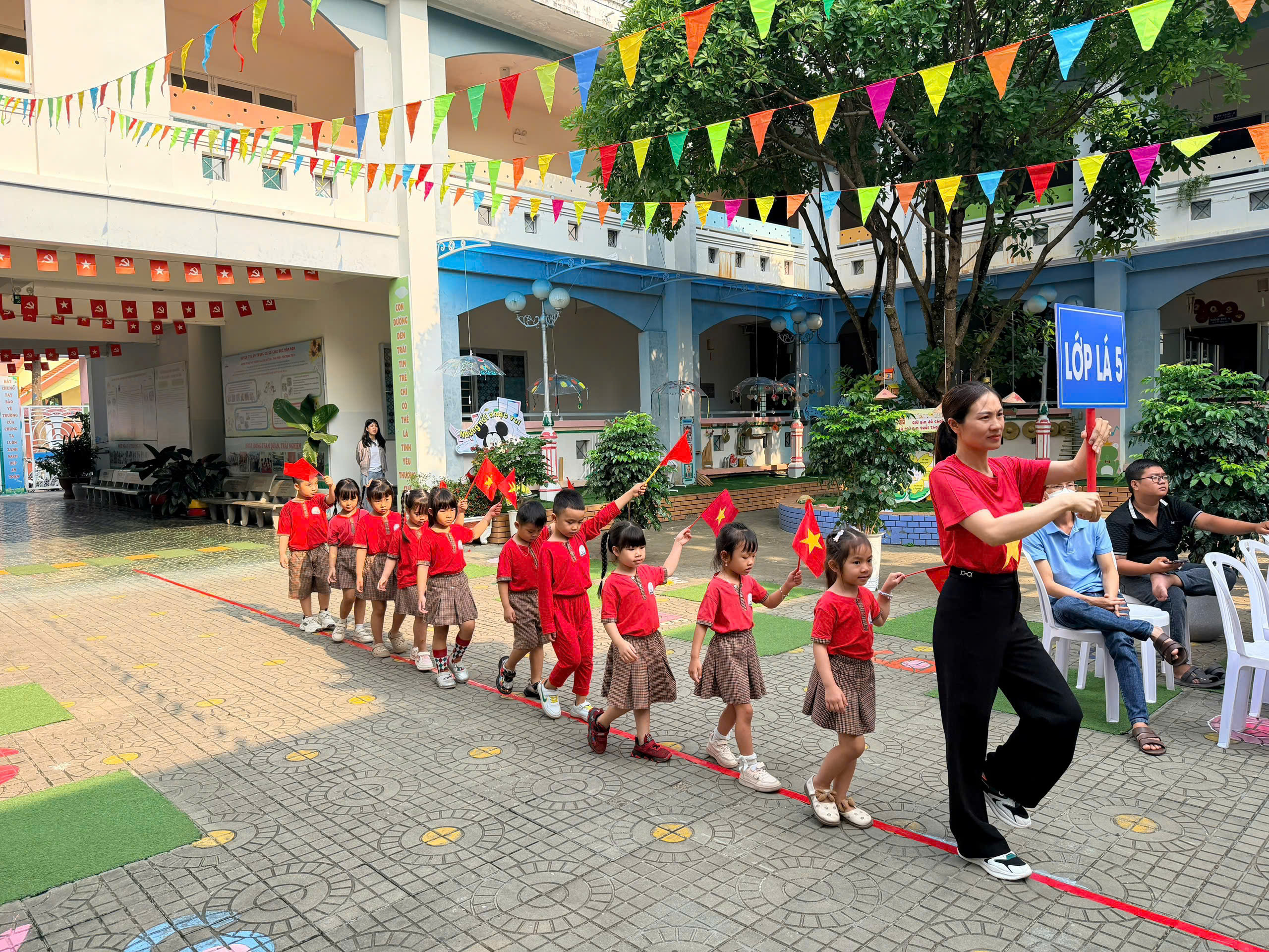 z7761355124079_dcc70ba2fb8d774074ab984b9328e036