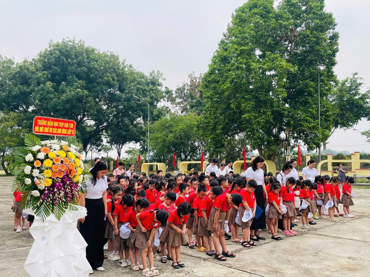 z7773790716543_98ff36bac7747f6c76162fe2d66d85b4