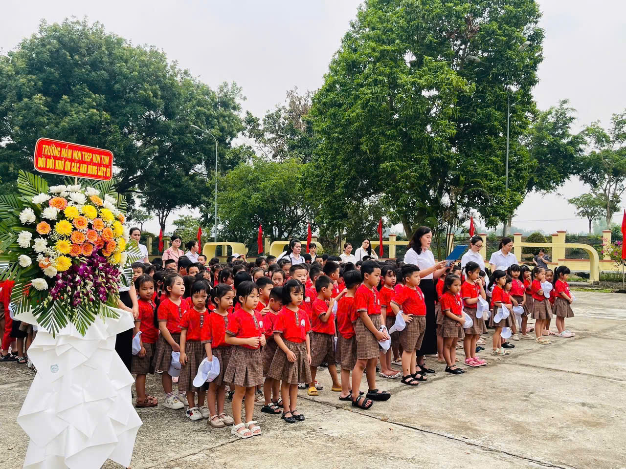 z7773790716545_ff65c9ec00c0a2e043a96a3c59ad1b61